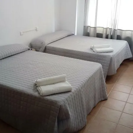 Plaza De Espana בית הארחה