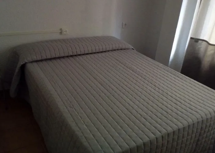 Гостевой дом Plaza De Espana 2*